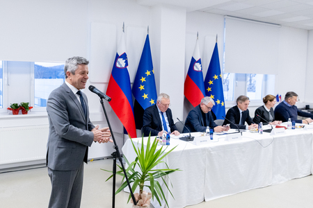 OBISK VLADE V PRIMORSKO NOTRANJSKI REGIJI 8.1.2025 - Valter Leban-8437